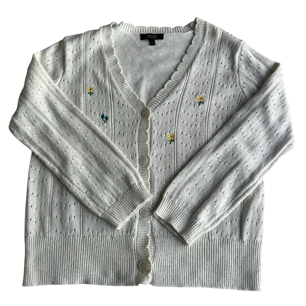 Witty‎ Fox Cream Floral Embroidered Scallop Trim Cardigan Sweater Size XL